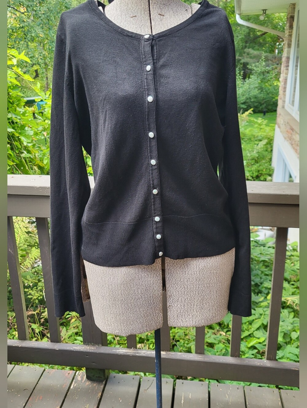 White House Black Market Black Silver Button Lightweight Crew Cardigan